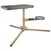 Caldwell Stable Table® er den ultimate skytebenken med stabilt trebenstativ, justerbar bordplate og roterende sete. Perfekt for jakt! 🏹🔫 Lær mer nå!