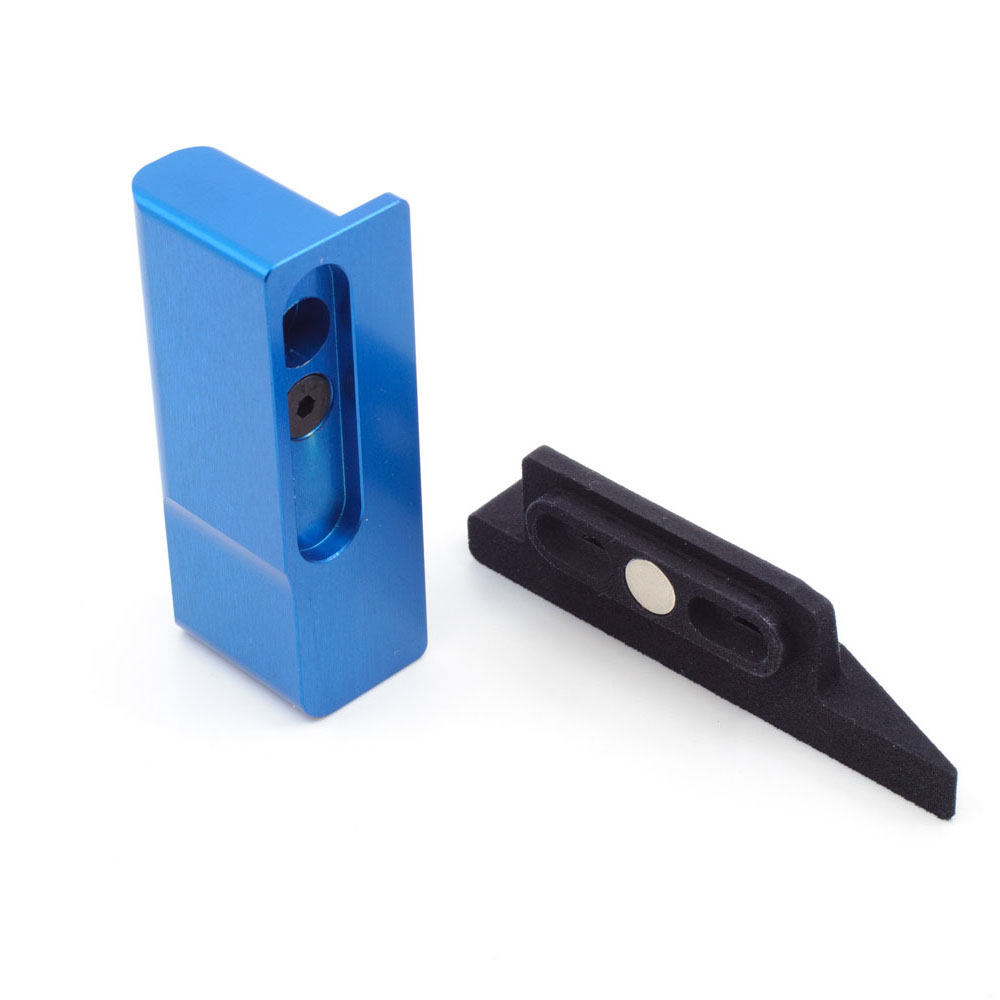 ARMANOV Primer Stop Switch for Dillon XL650 gir deg enkel kontroll over indeksering med en robust design av 6082 aluminium og Delrin, lett å installere.