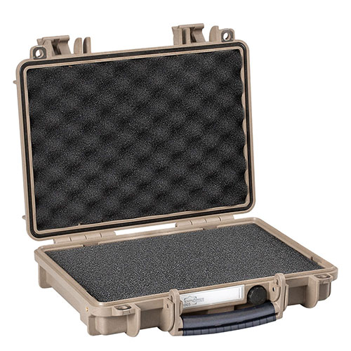 Explorer Cases 3005 D gir førsteklasses beskyttelse med vanntett design, korrosjonsfrie hengsler, og tilpassbare innsatser for optimal oppbevaring av utstyr.