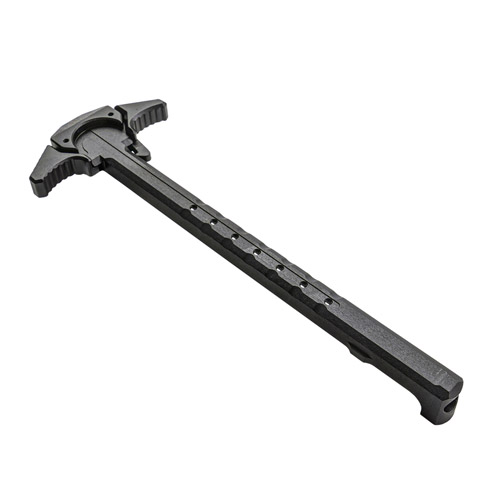 SCHMEISSER Ambidextrous Charging Handle er laget av ALU 7075 T6, har ergonomisk design, gassavledningshull og kan betjenes fra begge sider for optimal ytelse.