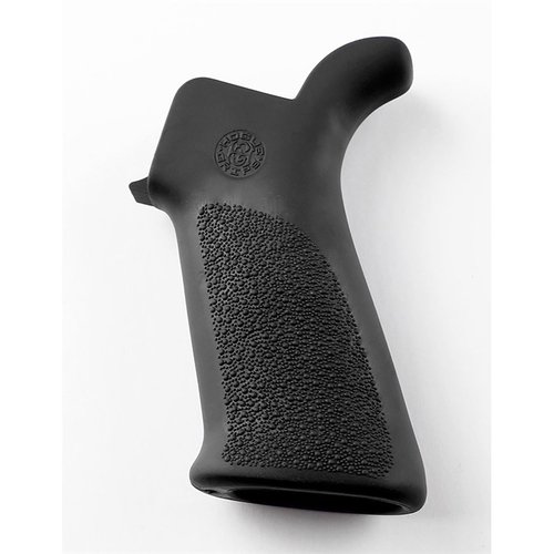 HOGUE OVERMOLDED RUBBER BEAVERTAIL GRIP gir komfortabelt grep med Cobblestone™ tekstur, høy beavertail for recoil demping, og holdbar, olje- og løsemiddelresistent gummi.