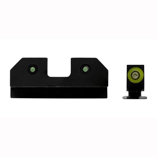 XS® R3D Night Sights gir en klar 3-dot tritium sikteopplevelse med høy kontrast, perfekt for både dagslys og lavt lys, tilgjengelig i grønn og oransje.