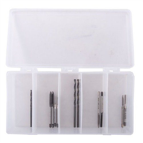 DRILL & TAP STARTER KIT fra BROWNELLS gir deg kvalitetsverktøy for montering av fiberoptiske sikter og kikkertsikter, pakket i en holdbar plastkasse.