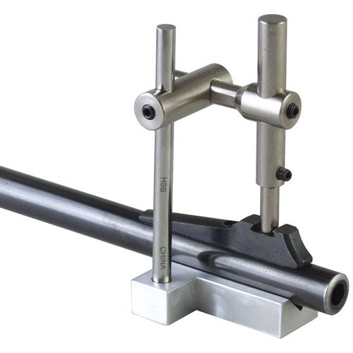 RAMP SOLDERING JIG fra BROWNELLS holder ramper og .45 sikter på plass med konstant fjærtrykk, er justerbar og gir utmerket plass til lodding.