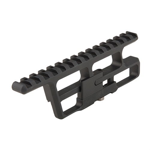 AK47/AKM OPTIC MOUNT SYSTEM gir tilpasningsmuligheter med tre forskjellige underfester, lett 6061 T6 aluminium, og bevarer nullpunktet selv etter fjerning av optikk.