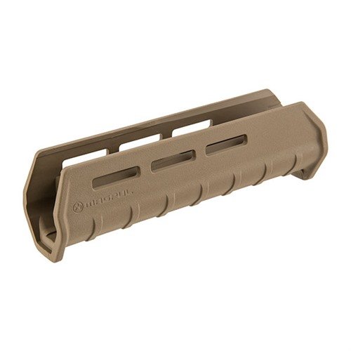 MOE M-LOK Forend for Mossberg 590/590A1 gir bedre håndtering, er lett, modulær og kompatibel med M-LOK tilbehør for økt tilpasning.