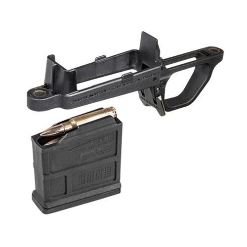 Magpul Bolt Action Magazine Well gir deg muligheten til å bruke avtakbare magasiner på din Remington 700 Hunter uten behov for spesialtilpasning.
