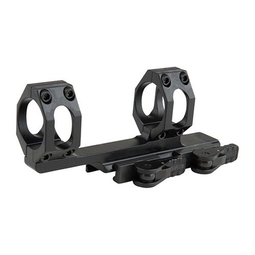 RECON Quick Detach Scope Mount gir solid feste for optikk på AR-15, med 2
