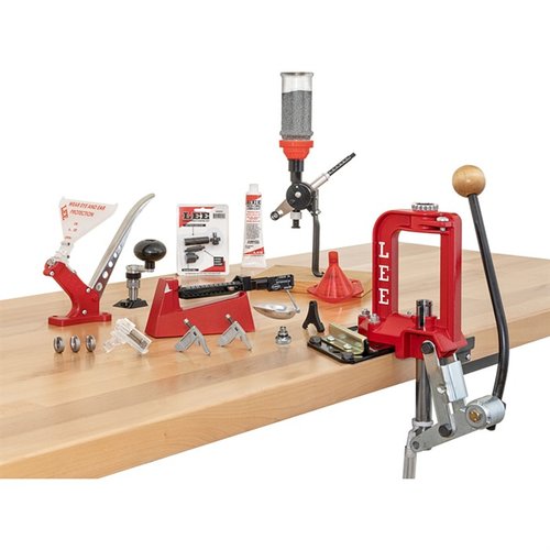 Lee Precision Breech Lock Challenger kit tilbyr en komplett løsning for håndtering av pulver, med Auto Prime, perfekt målestokk og verktøy for hylseforberedelse.