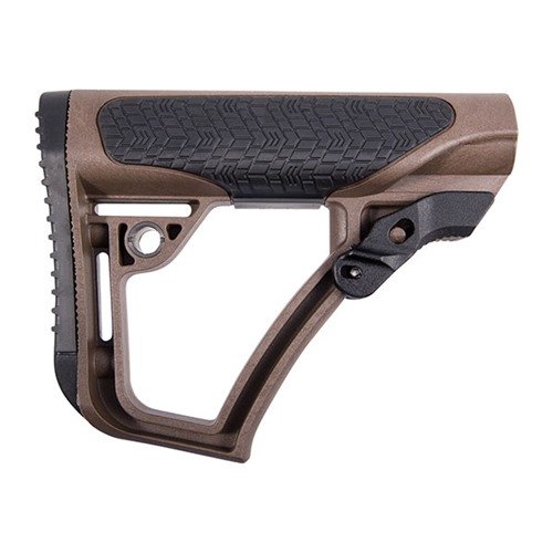 Daniel Defense Collapsible Buttstock gir forbedret cheekweld med myk gummi, justerbar passform for Mil-Spec buffer tubes og rask sling-feste med QD-lommer.