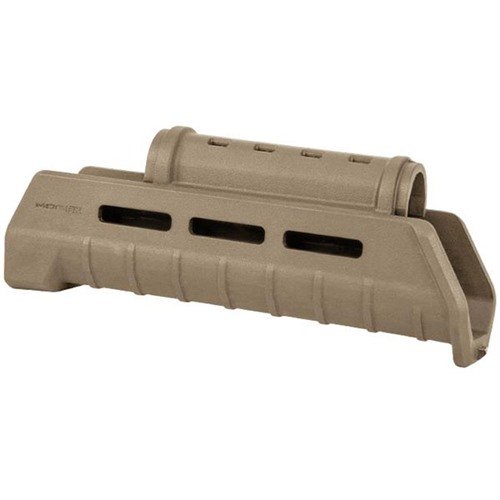 Magpul MOE AK Hand Guard gir et forbedret grep, integrert varmebeskyttelse, M-LOK monteringsmuligheter og erstatter gassrøret for AK47/74.