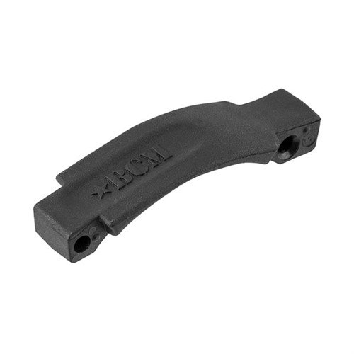 BCM GUNFIGHTER Trigger Guard er laget av slagfast polymer med ergonomisk form uten skarpe kanter, noe som gir økt komfort for skytteren. Kompatibel med 