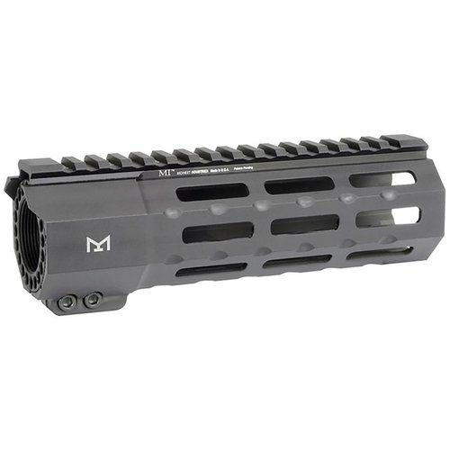 SP SERIES HANDGUARDS fra MIDWEST INDUSTRIES tilbyr en robust, en-delt free float design med syv M-LOK spor, laget av 6061 aluminium og 100% produsert i USA.