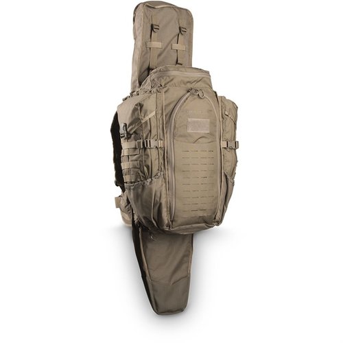 Eberlestock Phantom Sniper Pack gir komfortabel bæring av rifler, med Backscabbard-design, MOLLE-lagring, 2200 kubikk tommer plass og regntrekk.