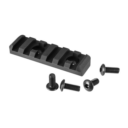 Aluminium MOE Picatinny Rail gir enkel montering av utstyr på Whiskey-3 og X-ray chassis, veier kun 1 oz og har presise MOE hullavstander.