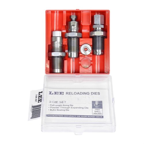Lee Steel 3-Die Rifle Set inkluderer Full Length Sizing Die, Bullet Seating Die og Powder Through Expanding Die, perfekt for presis omforming av hylser.
