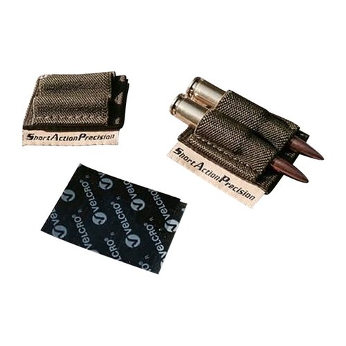 Hold ekstra to patroner med SAP Two Round Holder, festet med Velcro nær ejection porten for rask tilgang. Passer til .223 og andre kalibre.