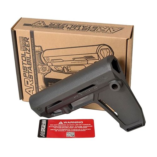 Strike Industries AR Pistol Stabilizer tilbyr ergonomisk design, lettvekt, justerbar festing for pistol buffer tubes og ambidextrous QD kopper for slinger.