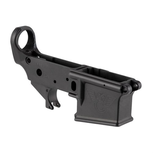 Bygg din drømme AR-15 med Wilson Combat sitt smidde nedre mottaker! ⚙️ Kvalitet og presisjon i hvert detalj. Farge: svart.