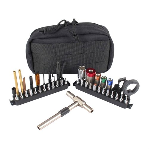 THE WORKS Gunsmithing Kit fra Fix It Sticks tilbyr presisjon, allsidighet og ergonomisk design for enkel vedlikehold av AR-15 med justerbart momentverktøy og omfattende bitsett.