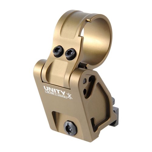 FAST FTC Magnifier Mount gir en lavprofil løsning med Flip-To-Center mekanisme, eliminerer snag farer og passer for Aimpoint® og 30mm magnifikatorer.