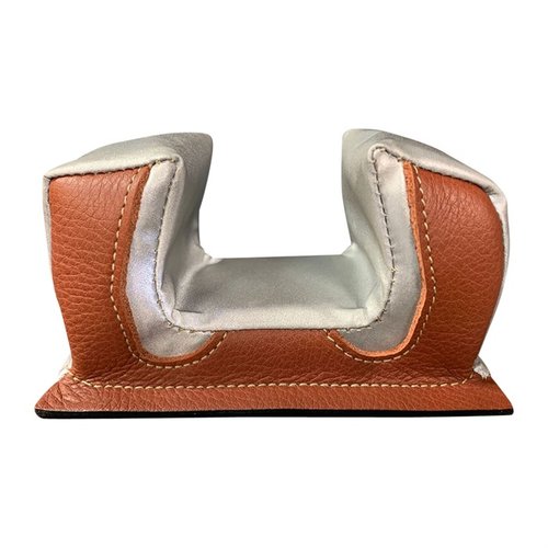 EDGEBAG STANDARD FRONT REST er en frontbag for Sinclair-Style støtter, med ekstra høye ører for bedre støtte og sikrere grep om stokken.