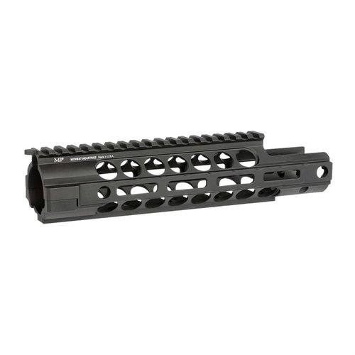 SIG 516 Extended Free Float M-LOK håndguard gir solid festing, lettvektsdesign, og ekstra plass til tilbehør med fem M-LOK spor for maksimal fleksibilitet.