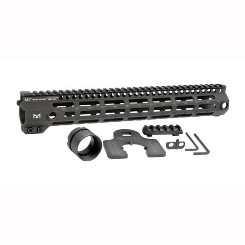 Midwest Industries AR-15 G4 Handguard M-LOK er laget av 6061 aluminium, har en slitesterk finish, flere lengder, M-LOK og QD sling lommer for enkel tilpasning.