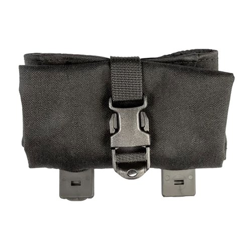 Grey Ghost Gear Roll Up Dump Pouch gir ekstra lagringsplass som kan rulles sammen for enkel oppbevaring, og festes til MOLLE/PALS med MALICE-klips.