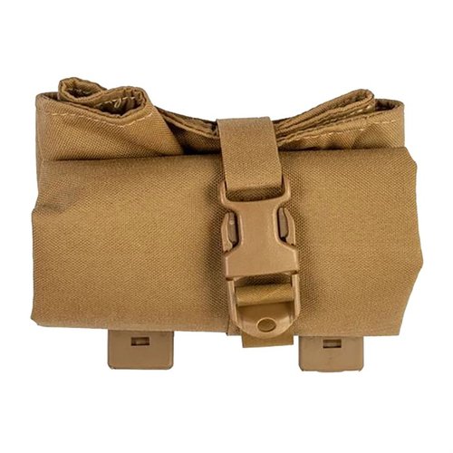 Grey Ghost Gear Roll Up Dump Pouch gir ekstra lagringsplass, kan rulles sammen når den ikke er i bruk, og festes enkelt til MOLLE/PALS webbing.