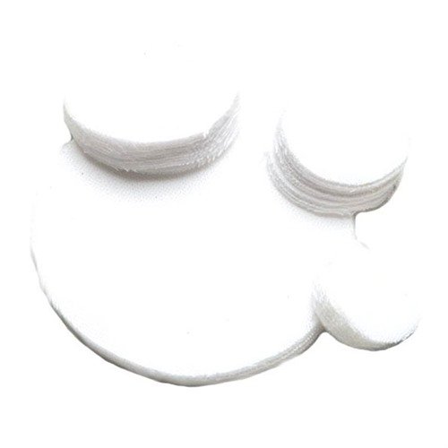 Hoppe's 38-45 Caliber Cotton Cleaning Patches er ideelle for effektiv rengjøring av våpen, og kommer i en praktisk pakke med 500 stk for langvarig bruk.