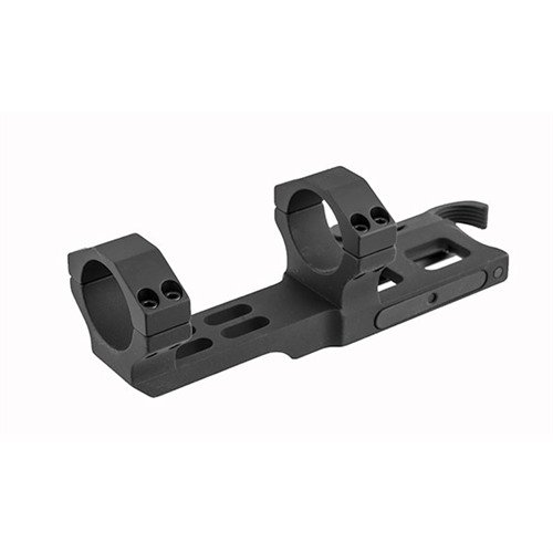 M1A SOCOM II QD Scope Mount gir rask og enkel montering med 30mm integrerte ringer, sikrer nøyaktighet og tilpasser seg forskjellige øyeavstander.