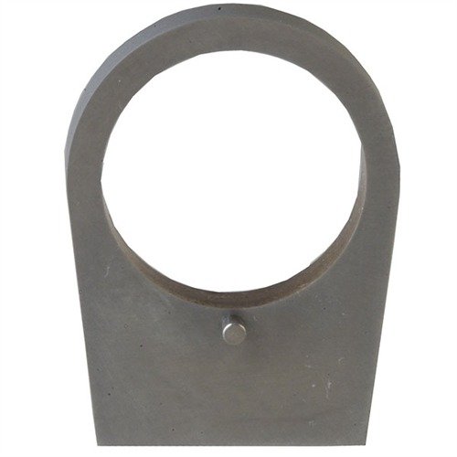 RECOIL LUGS fra HOLLANDS GUNSMITHING gir forbedret rekylkontroll og nøyaktighet ved å spre rekylkraften over et større område. Krever gunsmith-installasjon.