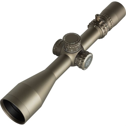 NX8 4-32x50 F1 kikkertsikte tilbyr 8x zoom, rød/grønn belysning, ZeroStop justering, og parallax fra 11 yards til uendelig for presis langdistanse.