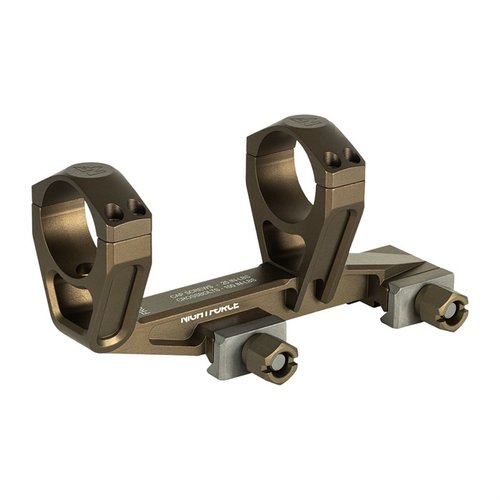 Nightforce UltraMount tilbyr en pålitelig og gjentakelig monteringsløsning med en optimal kombinasjon av aluminium, stål og titan, tilgjengelig i flere høyder og farger.