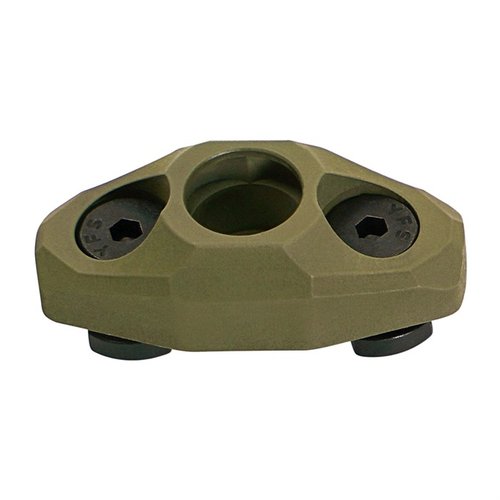 RISE M-LOK Quick Detach (QD) Sling Mount gir en lavprofil design, er lett og slitesterk, og gjør det enkelt å tilpasse slingens posisjon og plass til andre M-LOK festemidler.