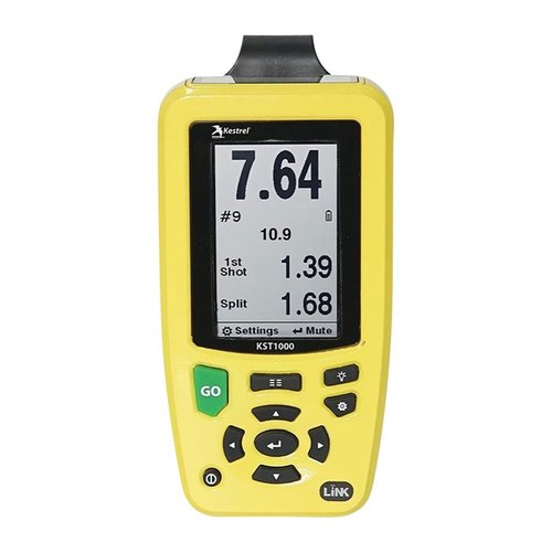 KST1000 Shot Timer fra Kestrel er robust, vanntett, har Bluetooth, 5 navngitte innstillinger og ekstra høy buzzer, perfekt for både tørrtrening og dempet skyting.