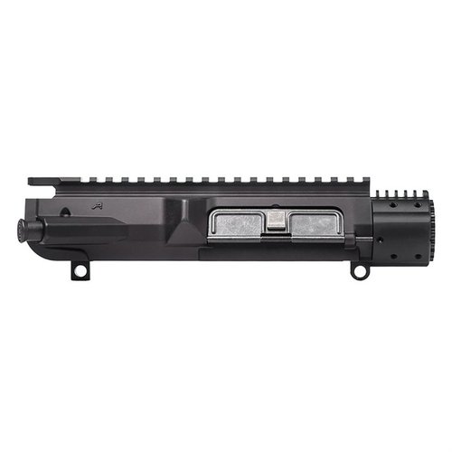 Aero Precision M5E1 Upper Receiver er en robust, ett-stykke design som gir enkel installasjon av fri-float håndguard med bare 8 skruer.