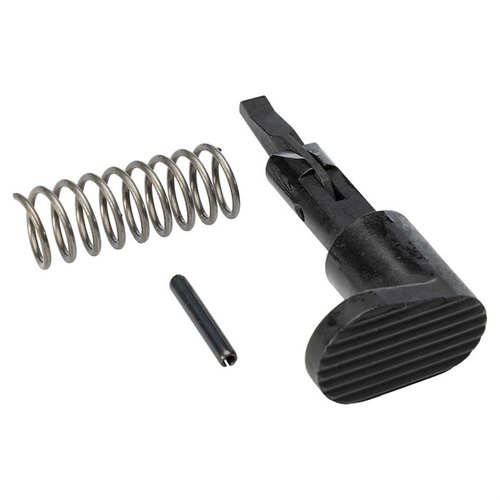 Luth-AR teardrop forward assist gir ditt AR-våpen en retro M16E1/A1-look, er enkel å bruke og inkluderer alt nødvendig for montering.