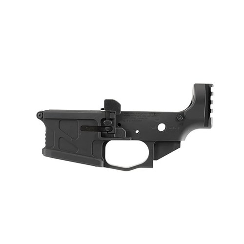 ADM UIC-180 stripped lower receiver med ambidextrøs design, 1913 rail, dimpled pins og Type III anodisert finish for optimal ytelse og holdbarhet.