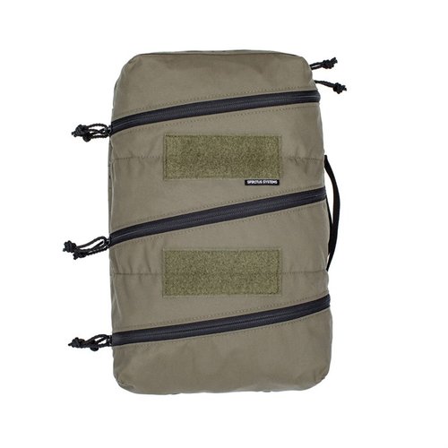 Delta Bag er en kompakt, assault medic bag med tre rom for rask tilgang, clamshell-design for arbeidsstasjon, og avtagbare stropper for tilpasning.