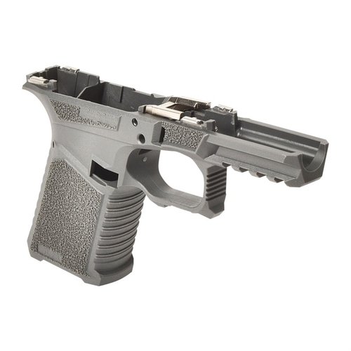 SCT 19-kompakt rammen gir optimal ergonomi med aggressiv greptekstur, utvidet beavertail, og drop free magazine well for raskere omlasting.