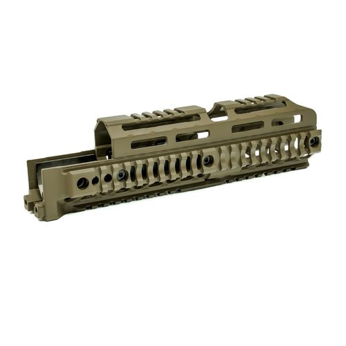 Midwest Industries AK Alpha Series Quad Rail håndbeskyttere gir fleksibilitet, robust design, lettvekts 6061 aluminum og flere QD-punkter for feste.