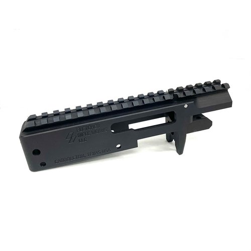 OPENTOP 11/22 er en erstatningsreceiver for Ruger® 10/22, laget av solid billet aluminium med kortere pic rail for standard jernsikter og enkel demontering.