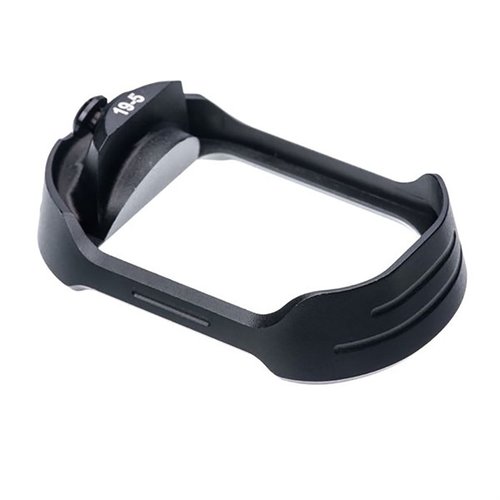 Tyrant CNC's Magwell for Glock 19/23 Gen 5 tilbyr presisjon, smidig omlasting, og et stilrent design, perfekt for både konkurranse og skjult bæring.