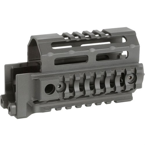 Midwest Industries AK Alpha Series Krink Quad Rail Handguard tilbyr lettvekts 6061 Aluminium, flere QD fester, og en robust design for langvarig bruk.