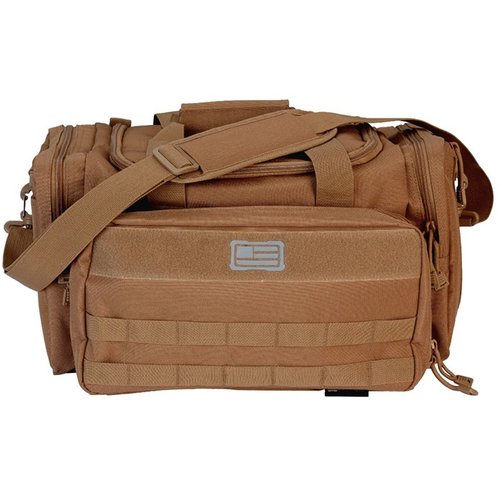 Tactical Basic Range Bag tilbyr rask tilgang til skyteutstyr, slitesterk polyester, stor hovedlomme, MOLLE webbing og flere utvendige lommer for organisering.