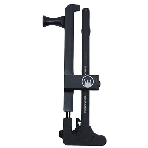 HARD CHARGER TACTICAL SIDE-CHARGE HANDLE gir AR-15 mulighet for rask og enkel ombygging til side-lading, ergonomisk design og solid konstruksjon.