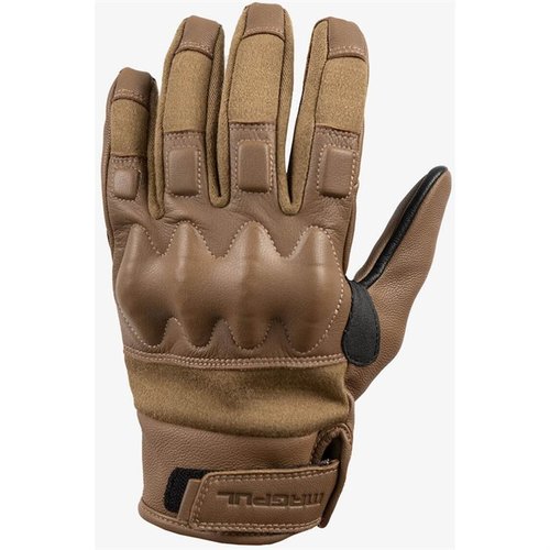 MAGPUL BREACH GLOVE 2.0 tilbyr D30 knokebeskyttelse, brann- og flammebestandig Nomex, og touch-kompatible tomler for optimal beskyttelse og komfort.