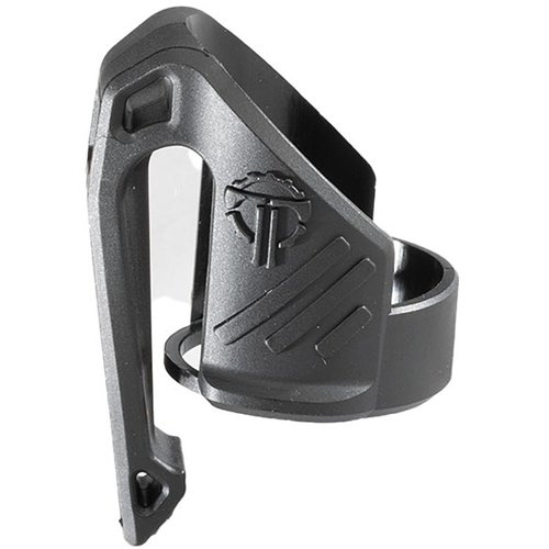 Low Profile Carry Clip gir en diskret og pålitelig måte å bære lommelykten din på, med rask tilgang og optimalisert grep, laget av slitesterk polymer.